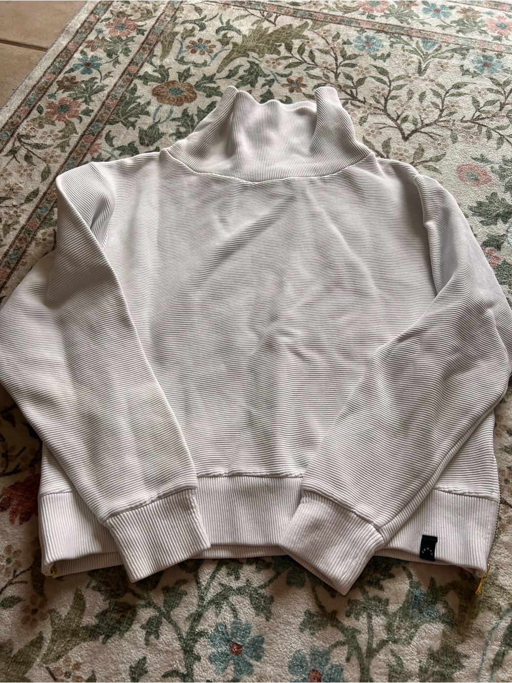 Varley White Rib Funnel Neck Sweatshirt Medium